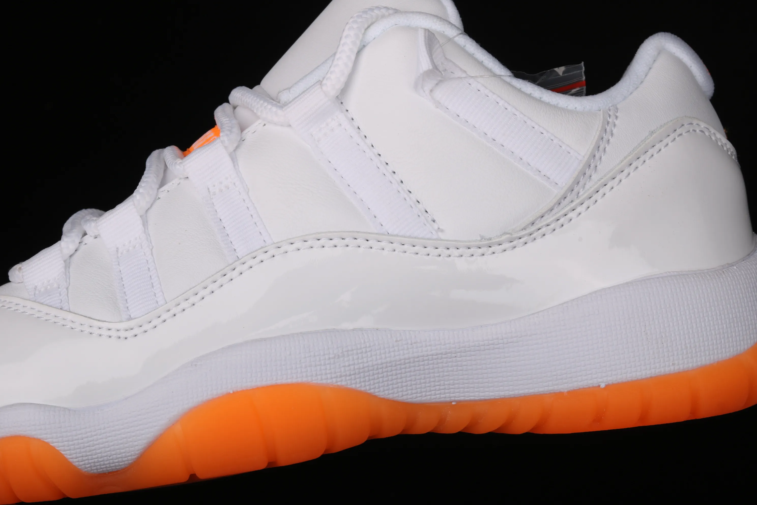 All categories Air Jordan Jordan series basketball shoes Air Jordan 11 pure original version Air Jordan 11 Bright Citus AJ11 Joe 11 white orange low-top basketball shoes AH7860-139